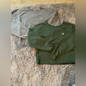 Grey and Green Vintage Champion Crewneck- Size L